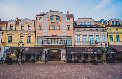 Bristol Tradition & Luxury