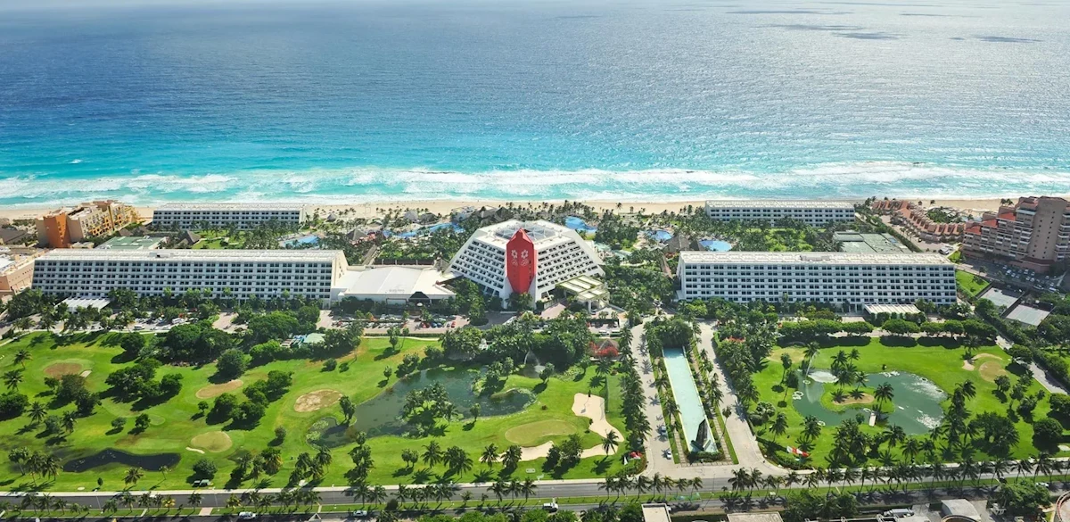 Hotel The Pyramid At Grand Cancun - Cancún