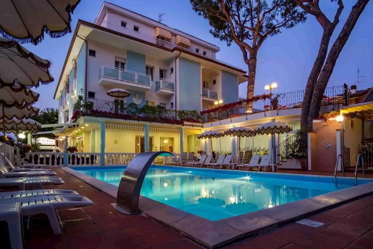 Hotel Villa dei Fiori - Rimini - Viserbella