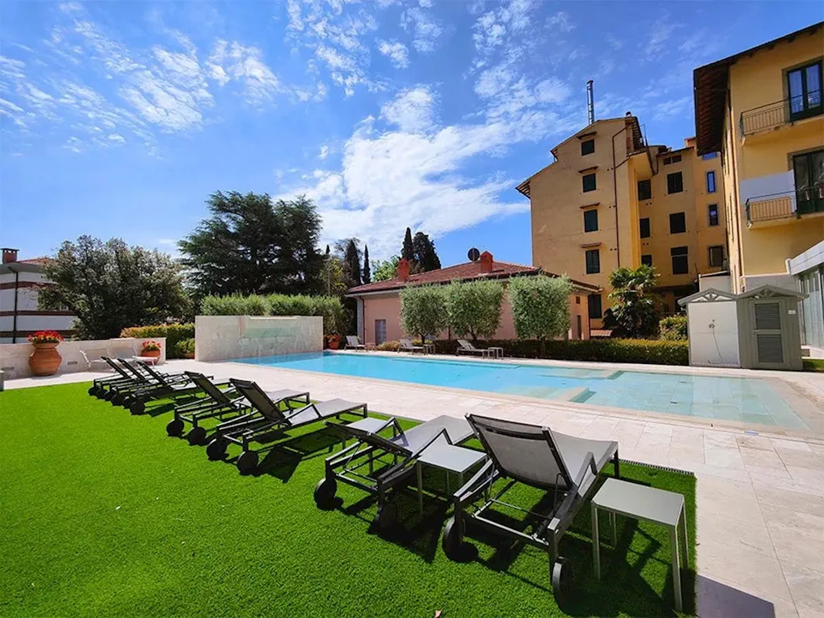 Główne zdjęcie galerii