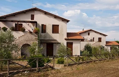 Residence Borgo Valmarina