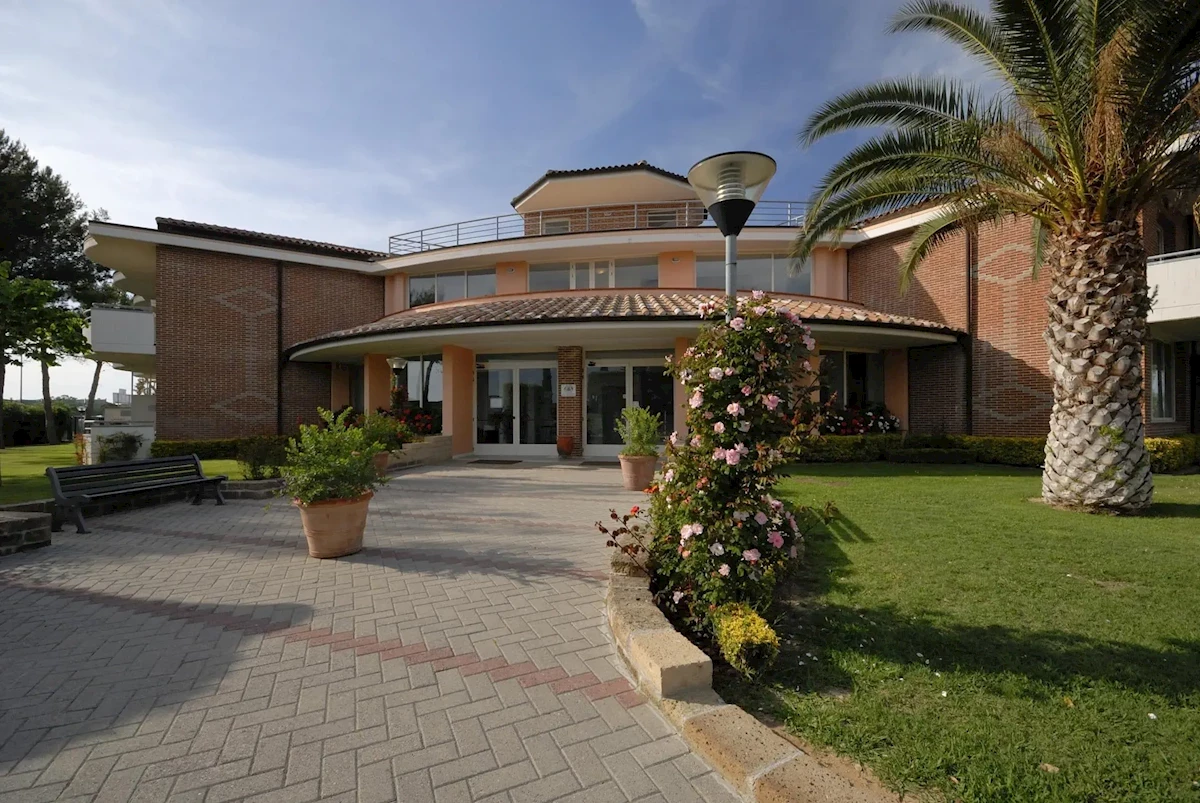 Hotel Villaggio Turistico La Cecinella - Cecina