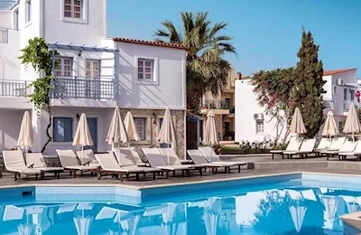 Studia a apartmány Porto Village