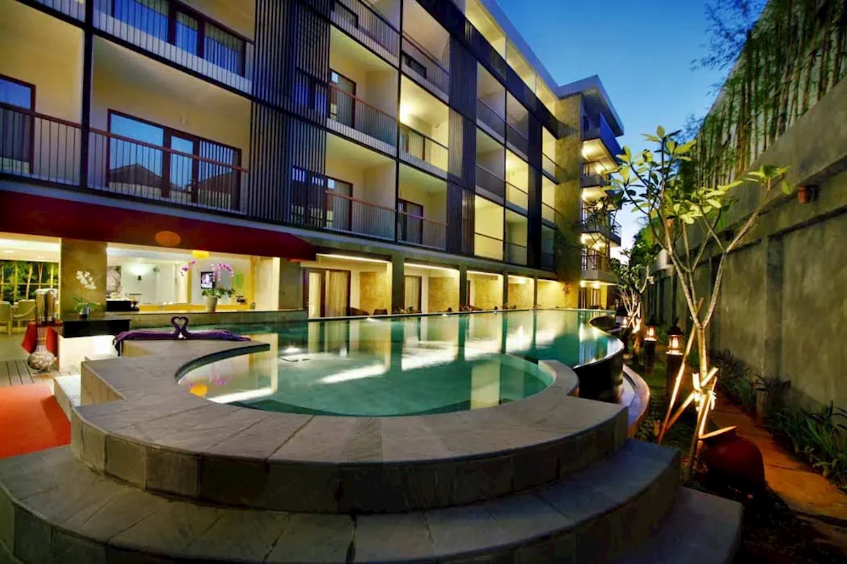 Hotel Quest Hotel Kuta (Tuban) - Kuta Beach