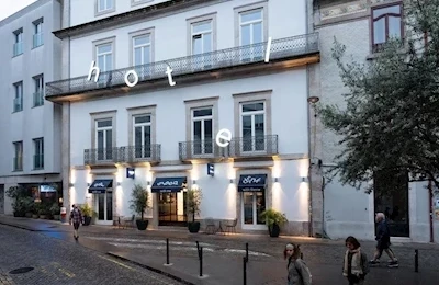 Chic & Basic Gravity