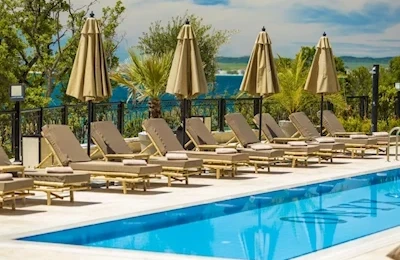 Onyx Beach Residence