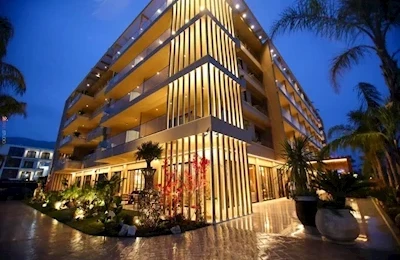 Regina Palm Resort