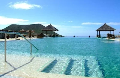 Regency Country Club App. & Suites