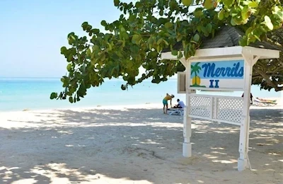 Merrils Beach Resort