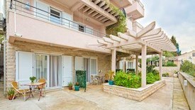 Villa Holiday