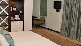 Sonesta Inns