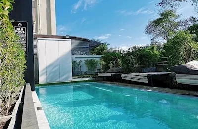 Blu Monkey Hub and Hotel ( Ko Phuket)