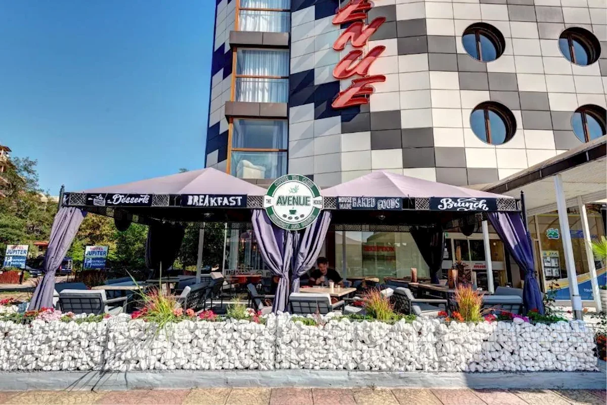 Hotel Avenue - Słoneczny Brzeg