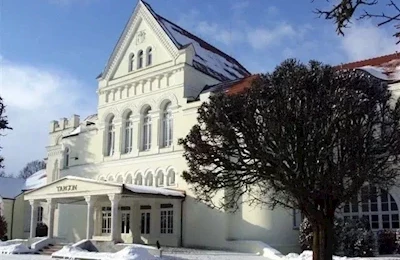 Pałac Łazienki Ii (Ciechocinku)