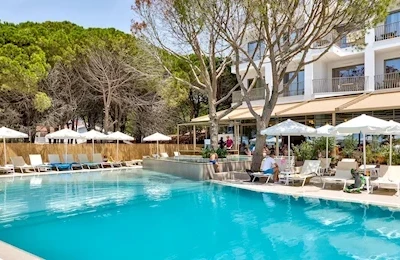 Fllad Resort & Spa