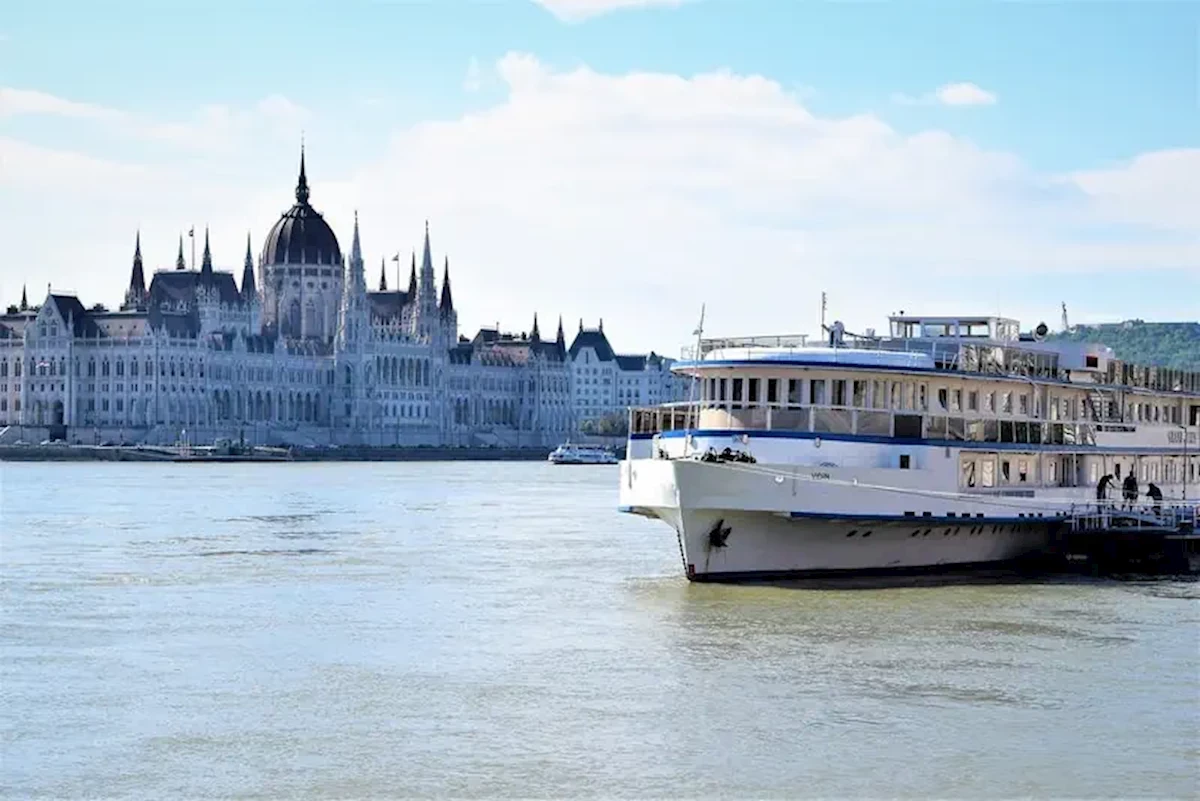 Hotel Grand Jules - Boat Hotel - Budapeszt