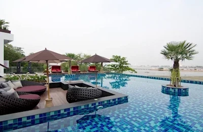 Way by Garden Seaview Resort