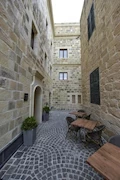 Quaint Boutique 3