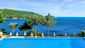 Akrotiri Beach