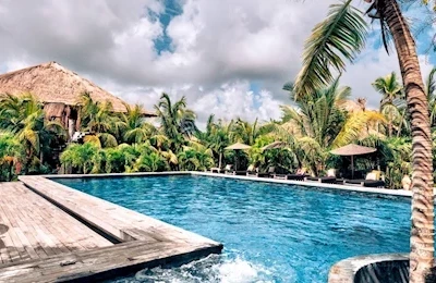 Radhoo Tulum