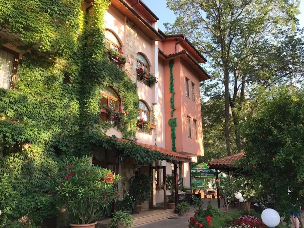 Hotel Oleander House And Tennis Club - Słoneczny Brzeg