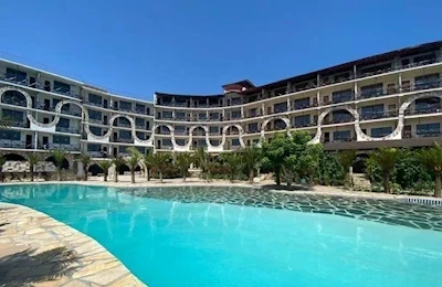 Palumbo Waves (Kendwa)