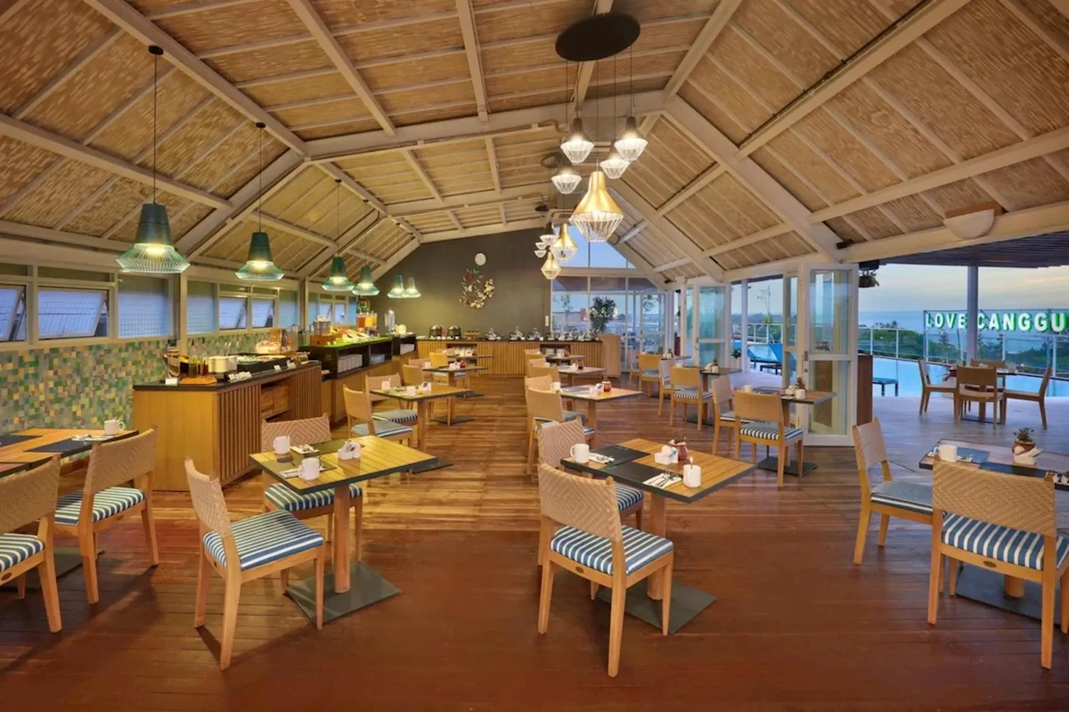 Hotel Aston Canggu Beach (Canggu)