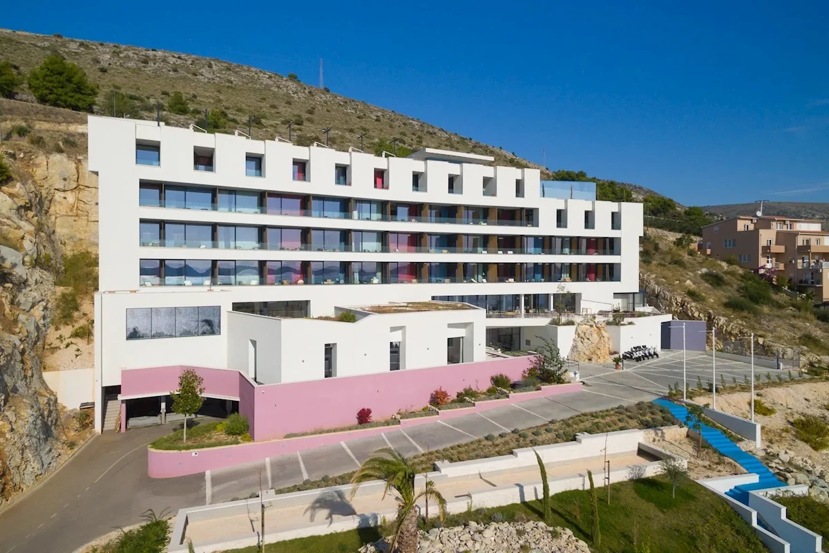 Hotel Ola (Seget Donji) - Dalmacja południowa