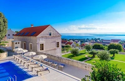 Palace Natali