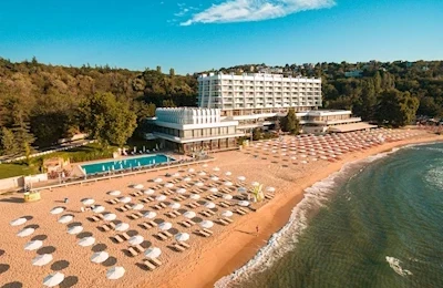 Palace (Sunny Day Resort)