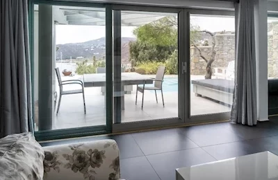 Greco Philia (Ano Mera)