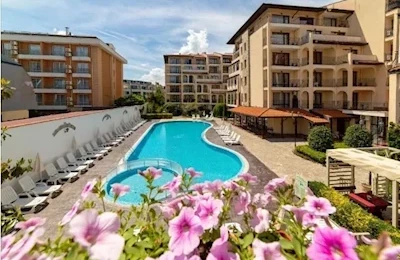 Aparthotel Rose Village