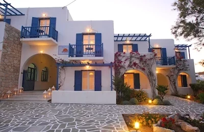 Paros Inn