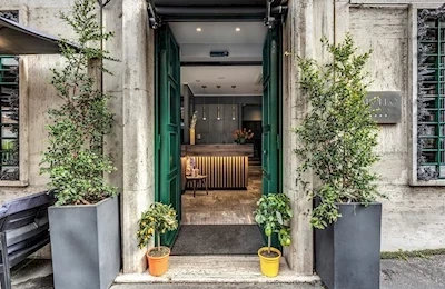 Apollo Boutique