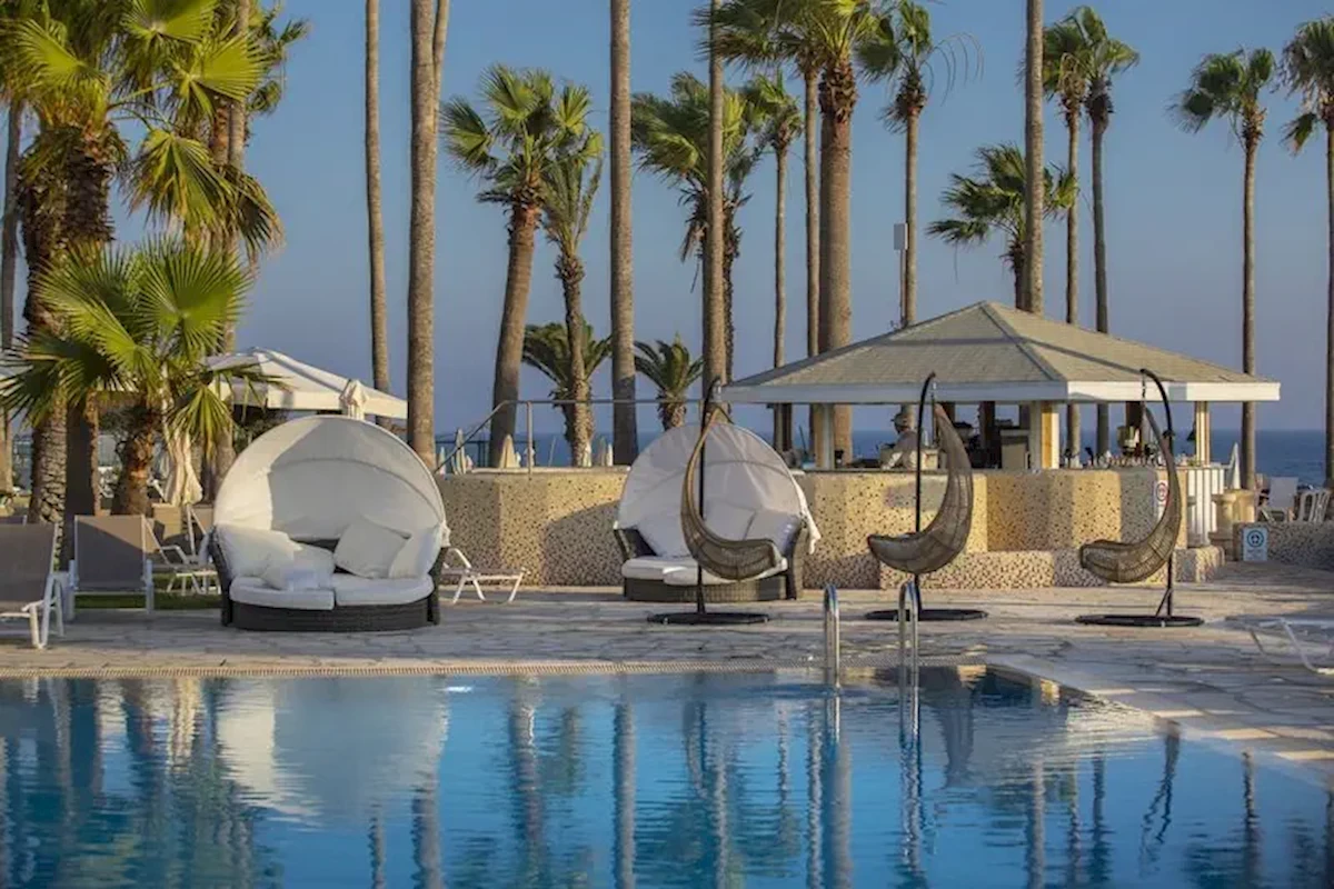Hotel Leonardo Plaza Cypria Maris Beach & Spa & SENTIDO Cypria Bay - Pafos