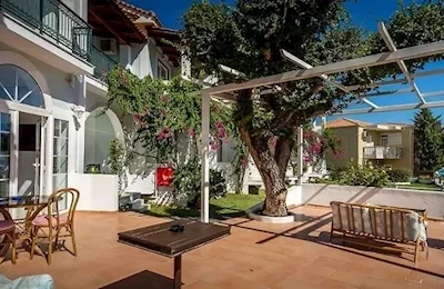 Paradise Hotel