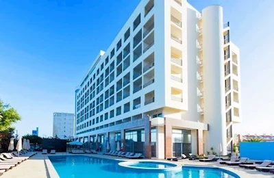 Ever Caparica Beach & Conference