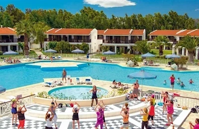 Golden Coast Beach Resort