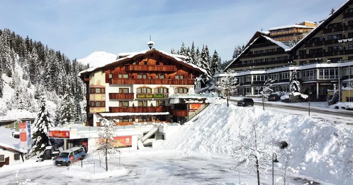 Główne zdjęcie galerii