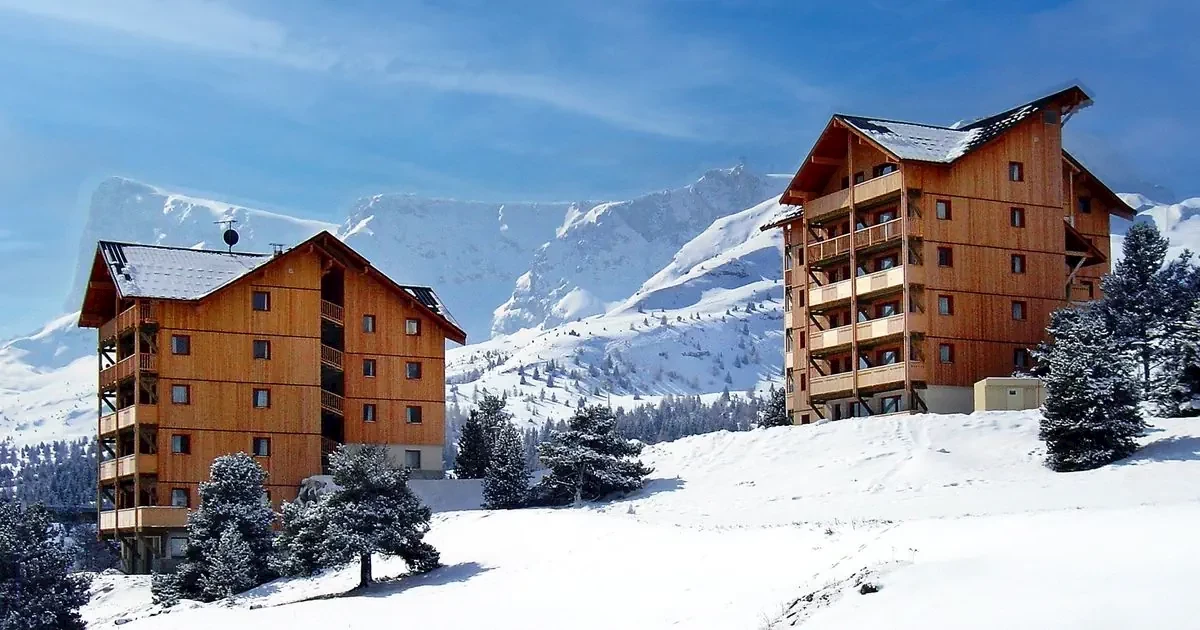 Hotel Les Chalets de SuperDévoluy - St-Etienne-en-Devoluy