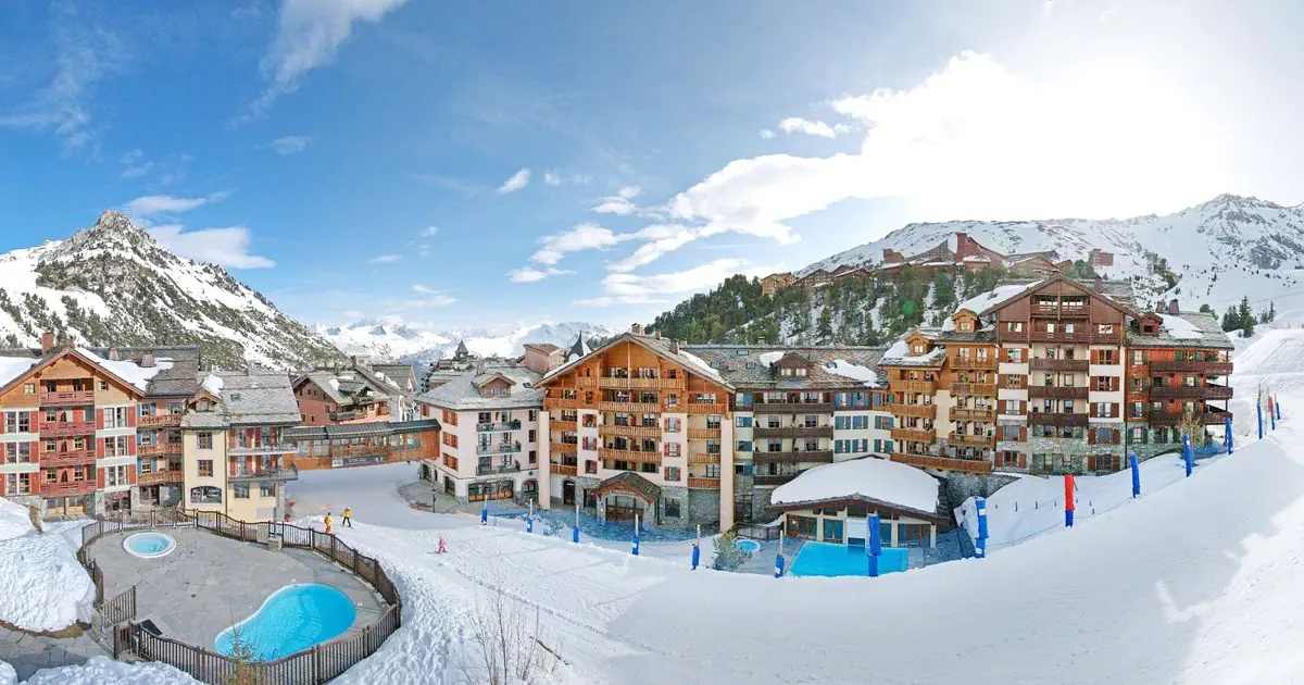 Le Village - Les Arcs (Francja), narty i noclegi w ...