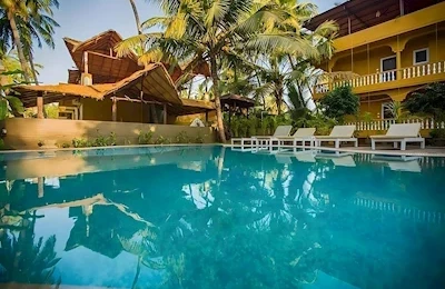 Justa Morjim Beach Resort And Spa