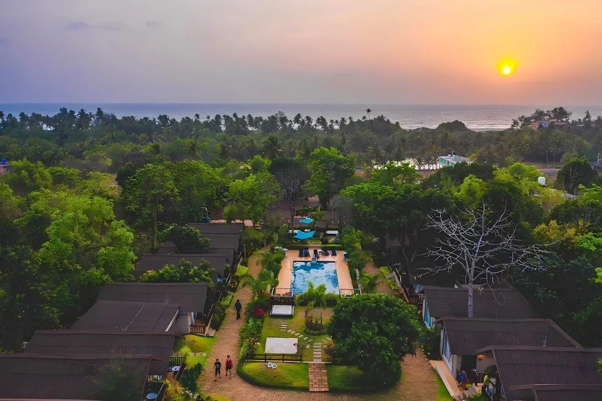 Hotel Stone Wood Resorts & Spa - Goa