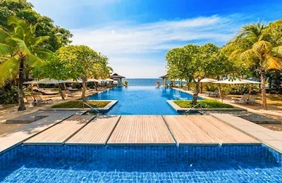 Crimson Resort & Spa