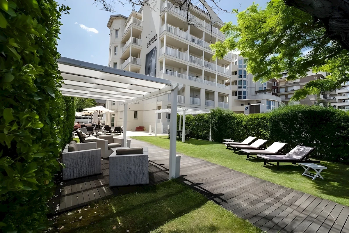 Hotel Residence Le Rose - Rimini