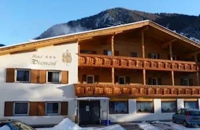 Hotel & Chalet Diamant (Dolomity Lato)