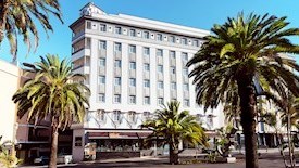 Occidental Santa Cruz Contemporaneo