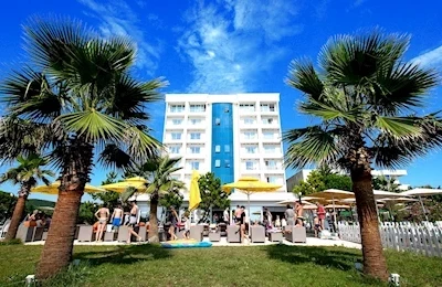 Blumare Resort
