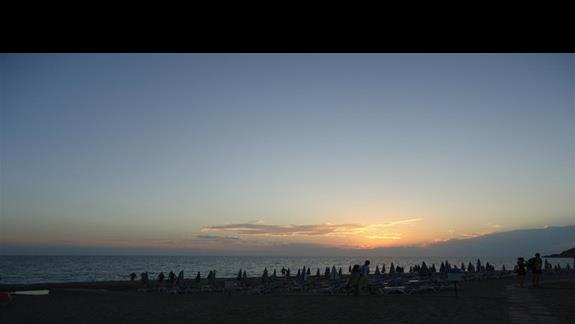 zachód słońca na plaży Kleopatry