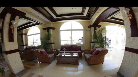 Lobby w hotelu Concorde Moreen Beach Spa & Resort